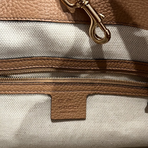 Authentic Gucci Soho leather tote - Picture 4 of 10